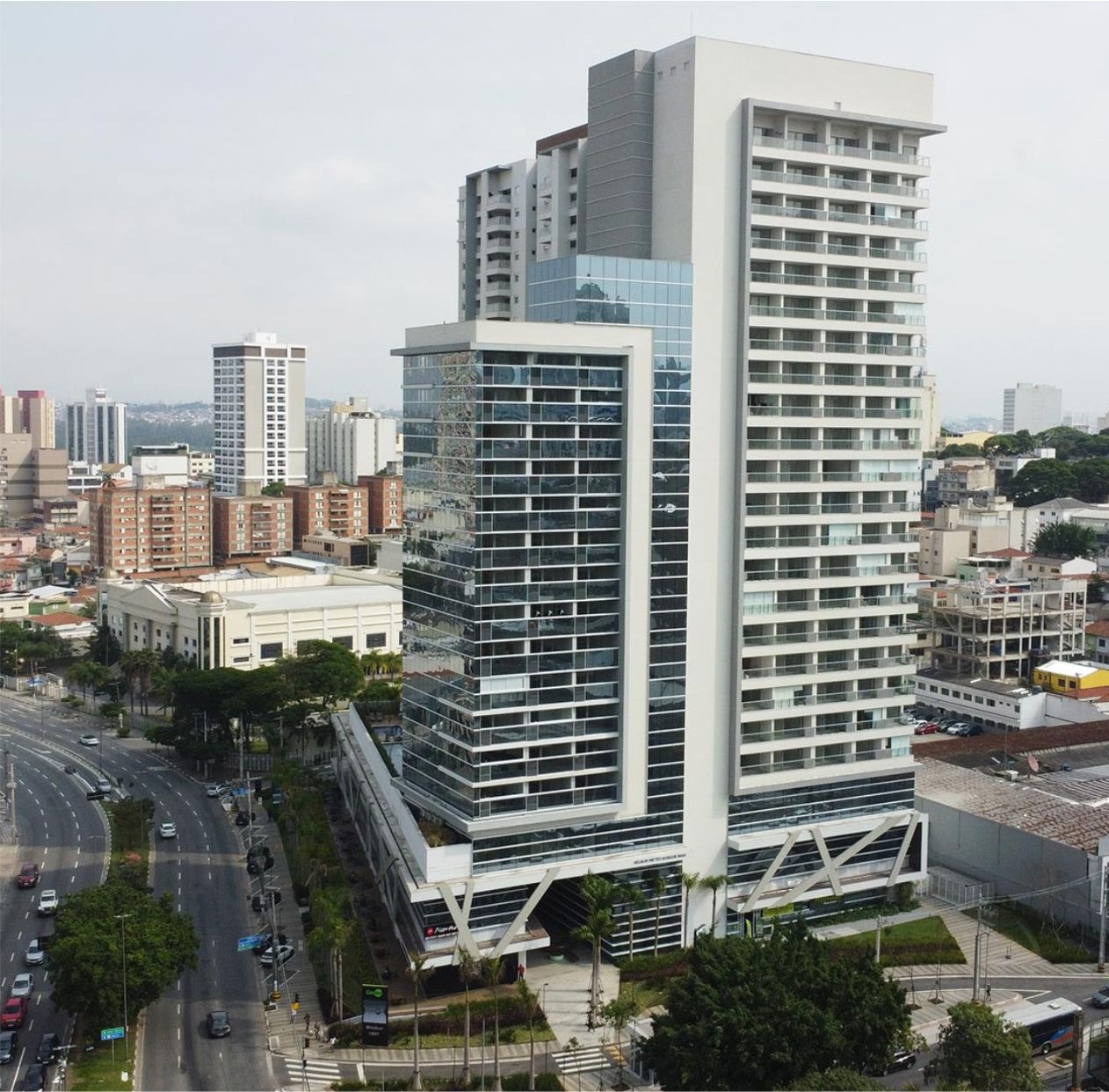 Helbor Patteo Bosque Maia